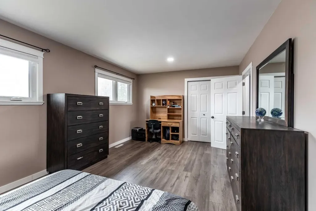 510 Terrill Road NW Medicine Hat AB T1A 7A7