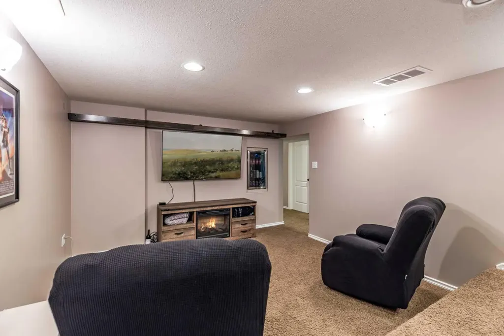 510 Terrill Road NW Medicine Hat AB T1A 7A7