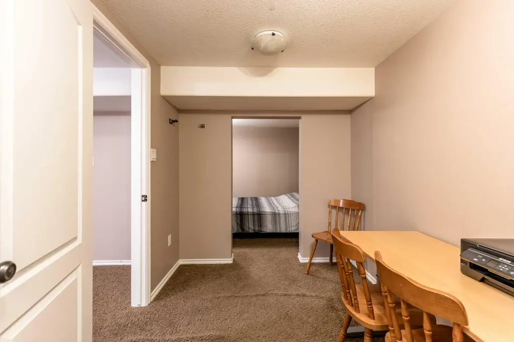 510 Terrill Road NW Medicine Hat AB T1A 7A7