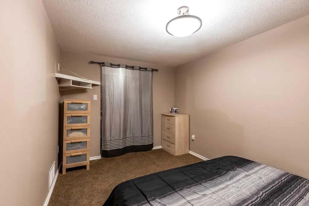 510 Terrill Road NW Medicine Hat AB T1A 7A7