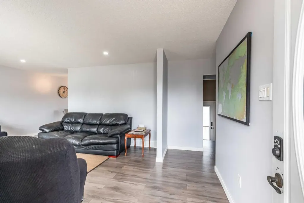 510 Terrill Road NW Medicine Hat AB T1A 7A7