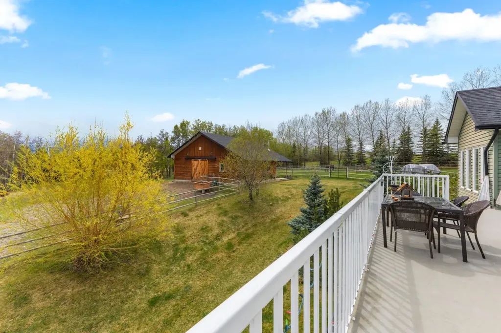 288017 160 Avenue W Rural Foothills County AB T0L 1W2