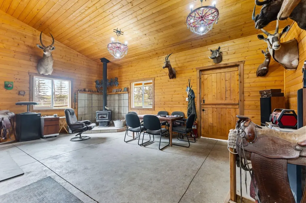 288017 160 Avenue W Rural Foothills County AB T0L 1W2