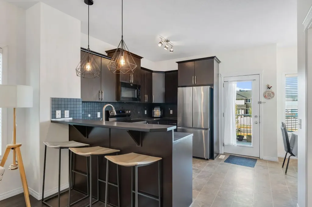 111 Tarawood Lane NE Calgary AB T3J 0H1
