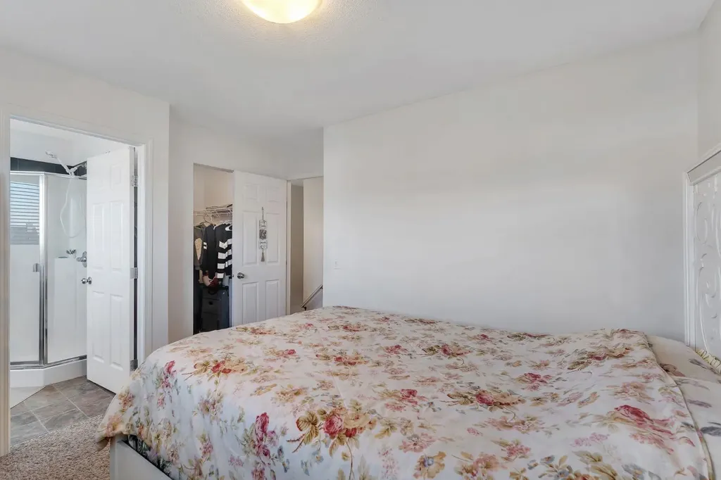 111 Tarawood Lane NE Calgary AB T3J 0H1