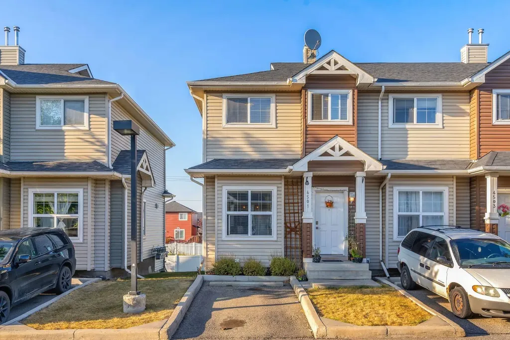 111 Tarawood Lane NE Calgary AB T3J 0H1