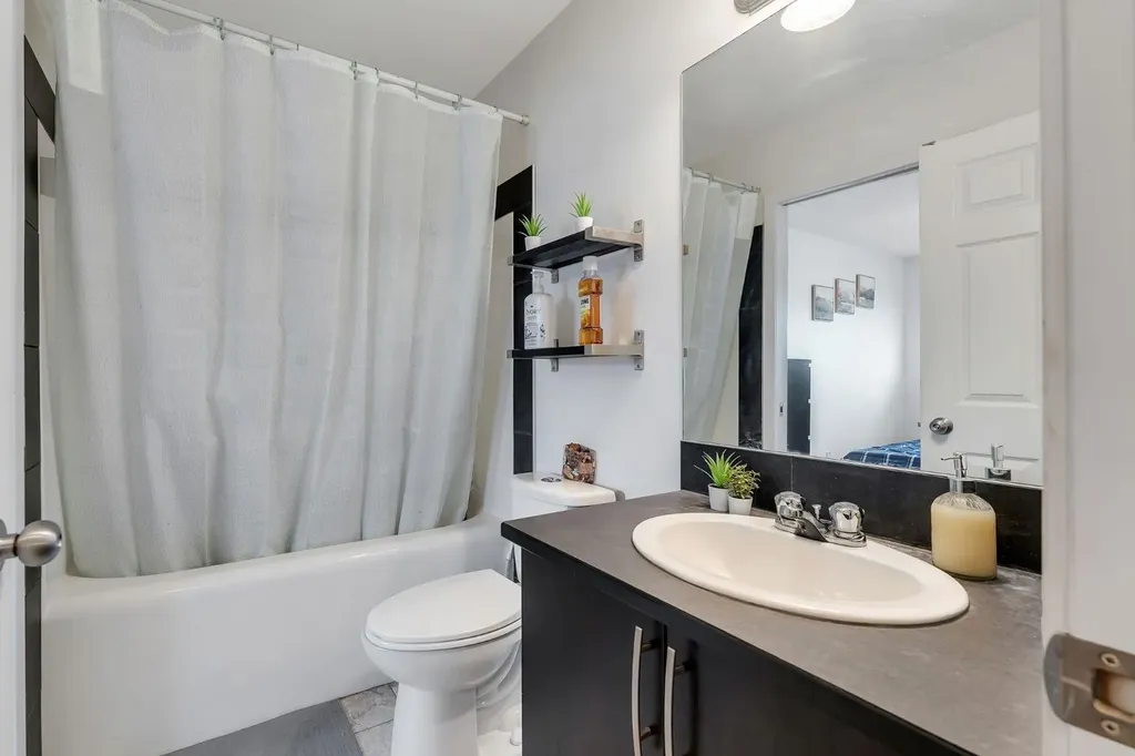 111 Tarawood Lane NE Calgary AB T3J 0H1