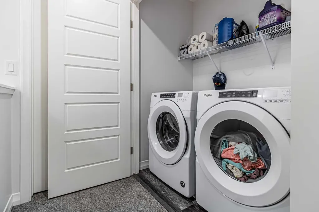 51 Corner Meadows Villas NE Calgary AB t3n1j5