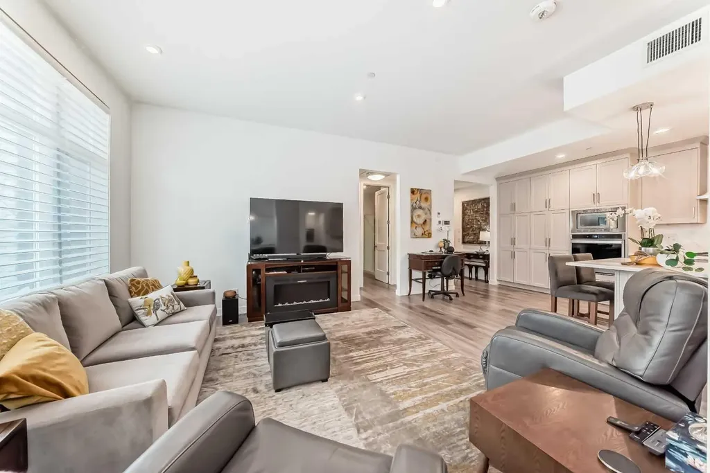 10 Mahogany Circle SE Calgary AB T3M 2V7