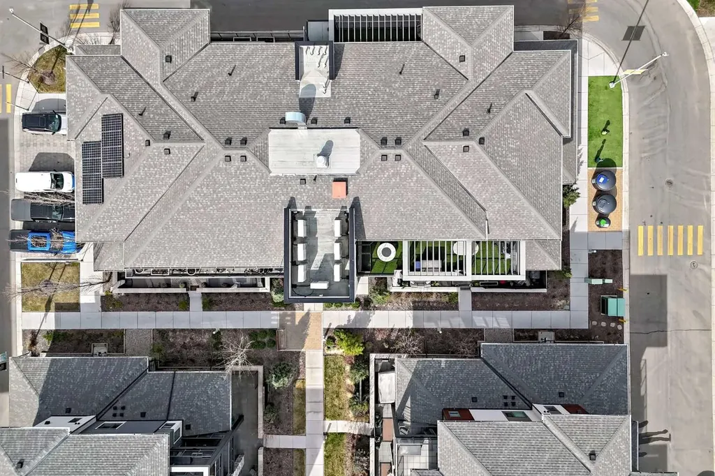 10 Mahogany Circle SE Calgary AB T3M 2V7