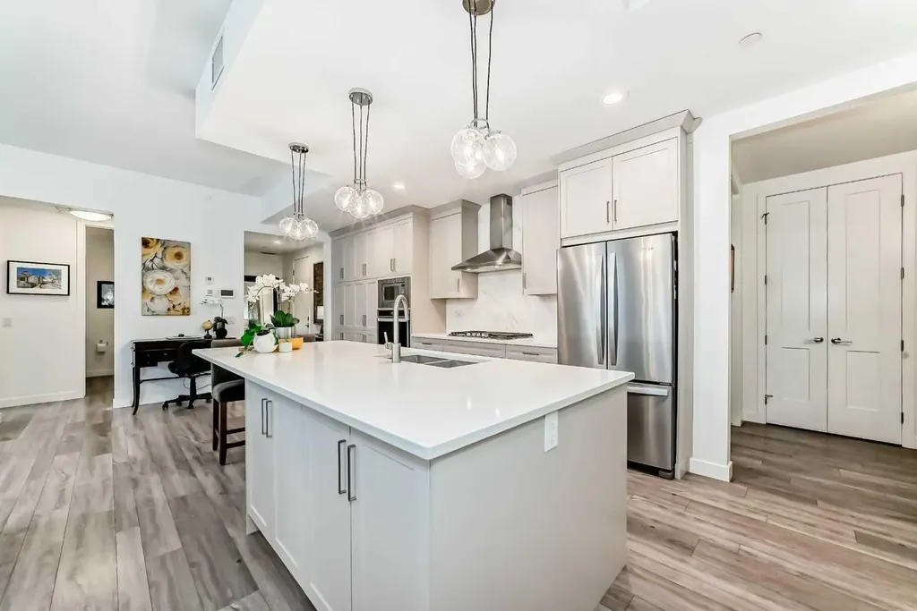10 Mahogany Circle SE Calgary AB T3M 2V7
