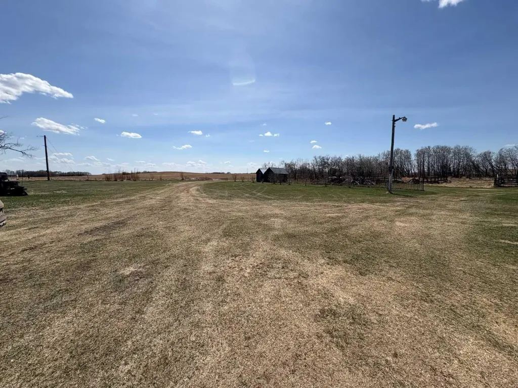 43101 155 Range Rural Flagstaff County AB T0B 1N0
