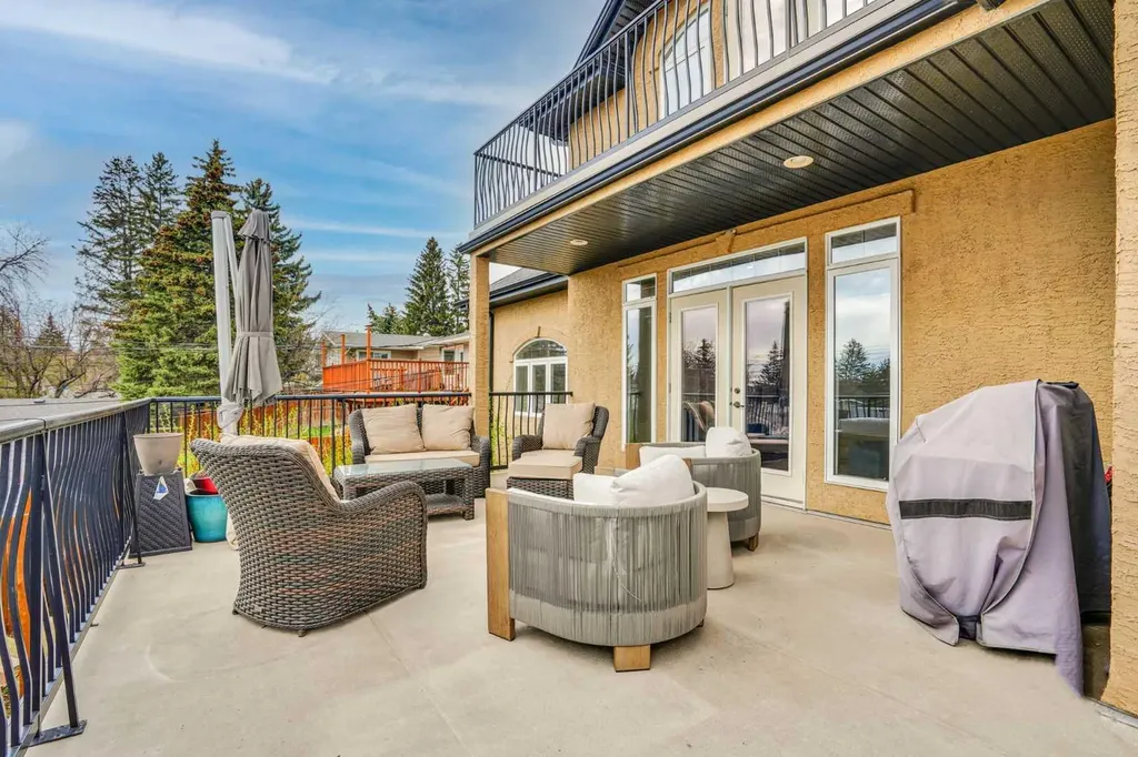 5107 Carney Road NW Calgary AB T2G1G1