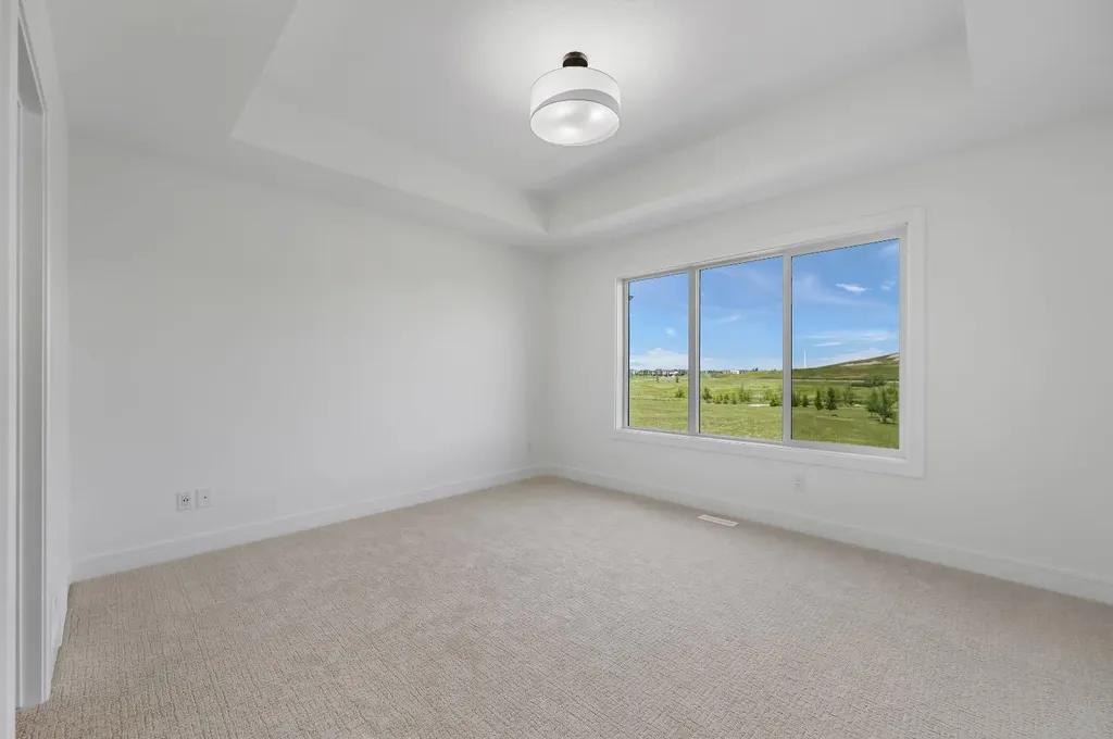 135 Walgrove Bay SE Calgary AB T2X 4Y7