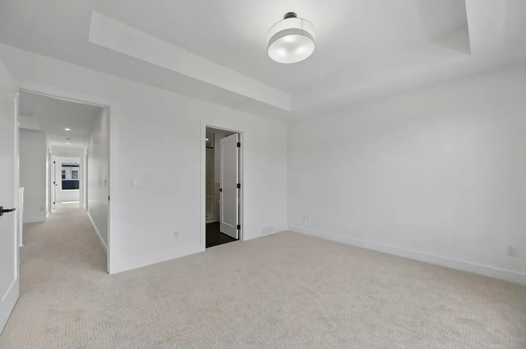 135 Walgrove Bay SE Calgary AB T2X 4Y7
