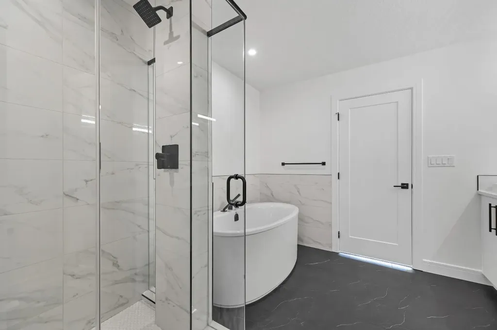 135 Walgrove Bay SE Calgary AB T2X 4Y7