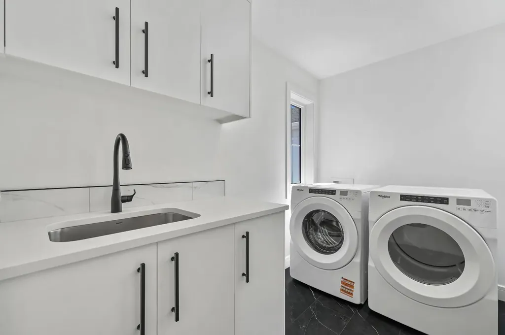 135 Walgrove Bay SE Calgary AB T2X 4Y7