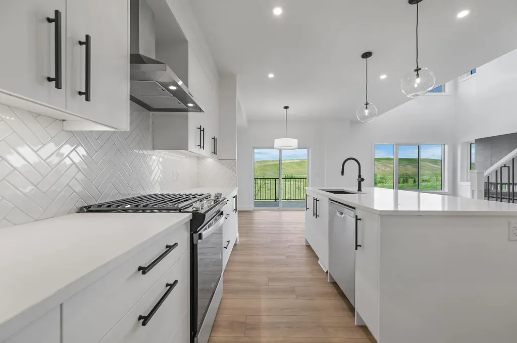 135 Walgrove Bay SE Calgary AB T2X 4Y7