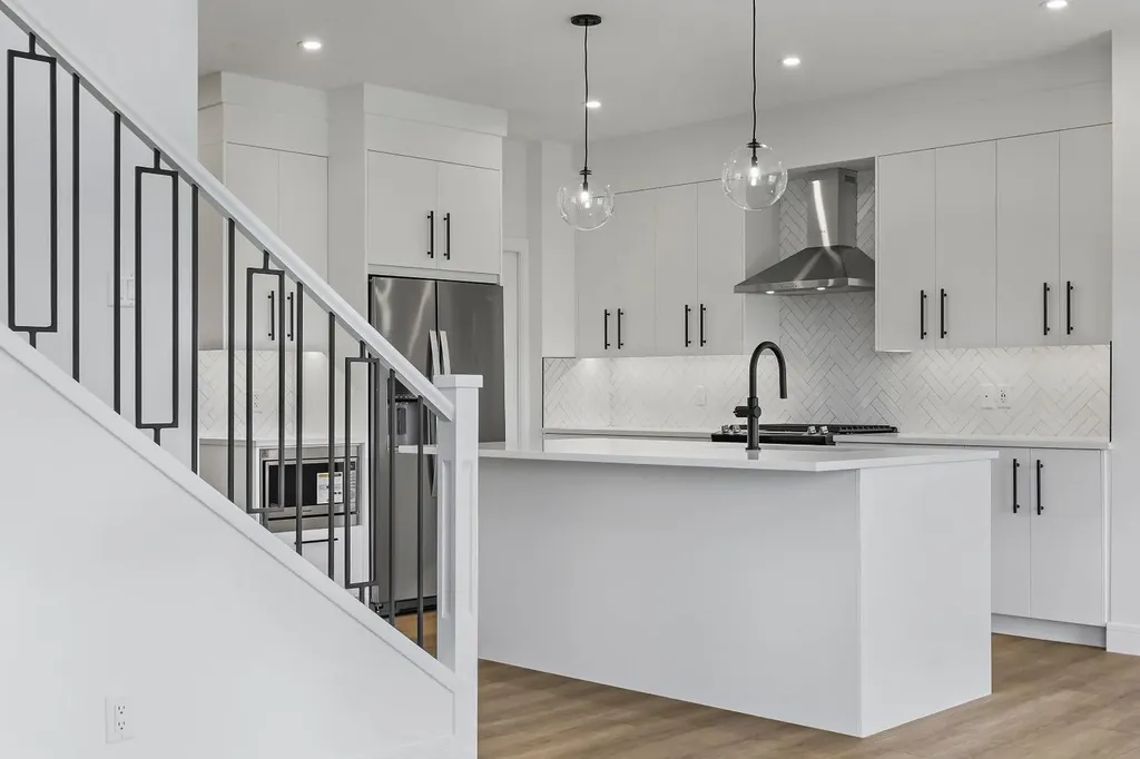 135 Walgrove Bay SE Calgary AB T2X 4Y7