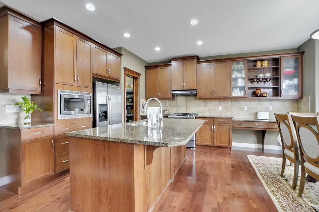 39 Skyview Shores Rise NE Calgary AB T3N 0C8