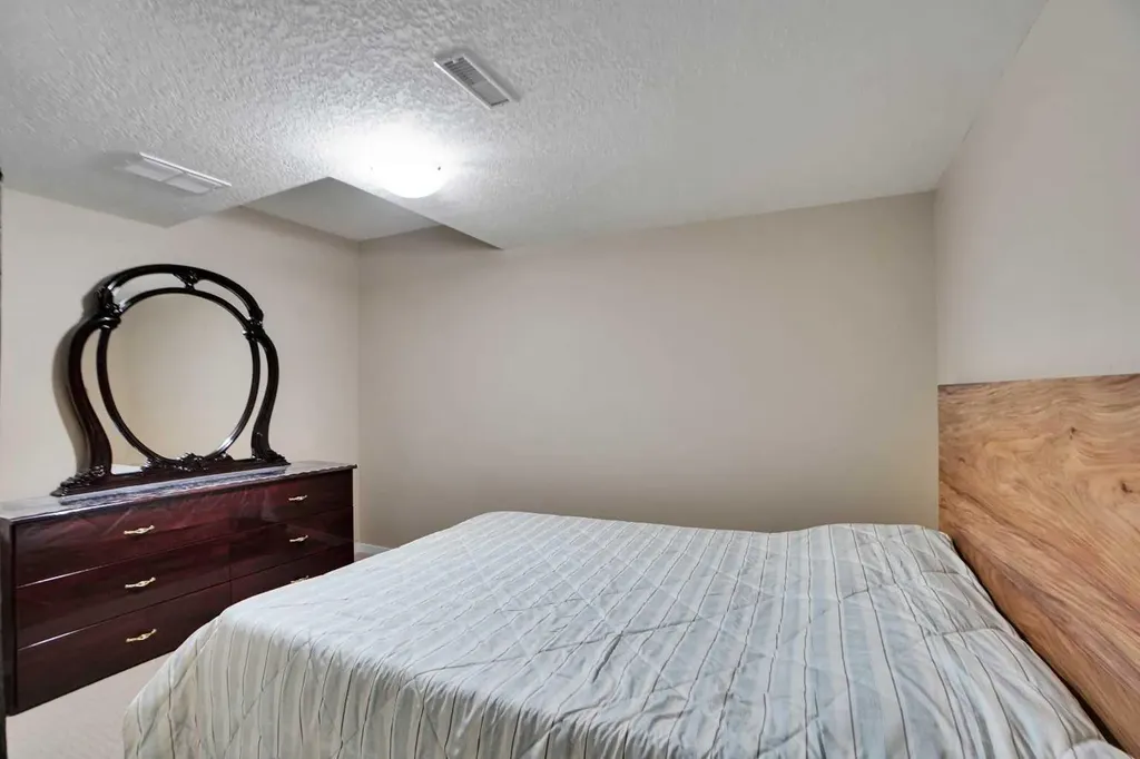 39 Skyview Shores Rise NE Calgary AB T3N 0C8