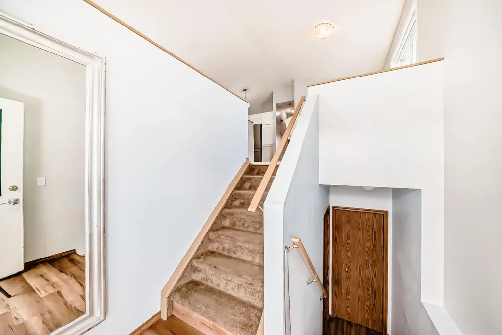 118 Bridleridge Way SW Calgary AB T2Y4K8