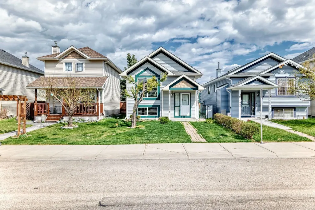 118 Bridleridge Way SW Calgary AB T2Y4K8