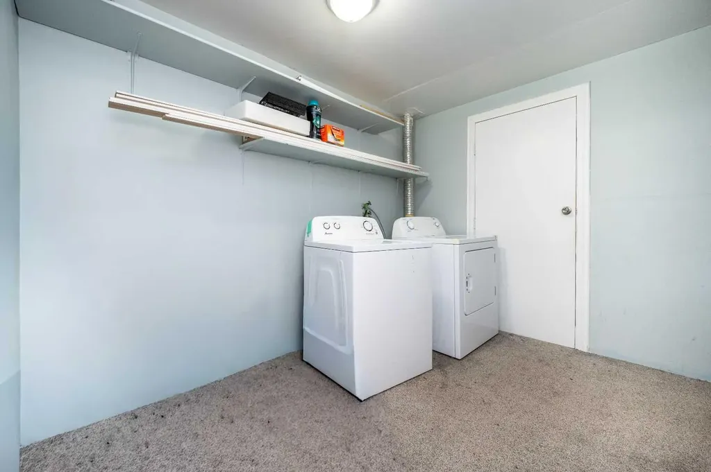 356 Falmere Road NE Calgary AB T3J2Z4