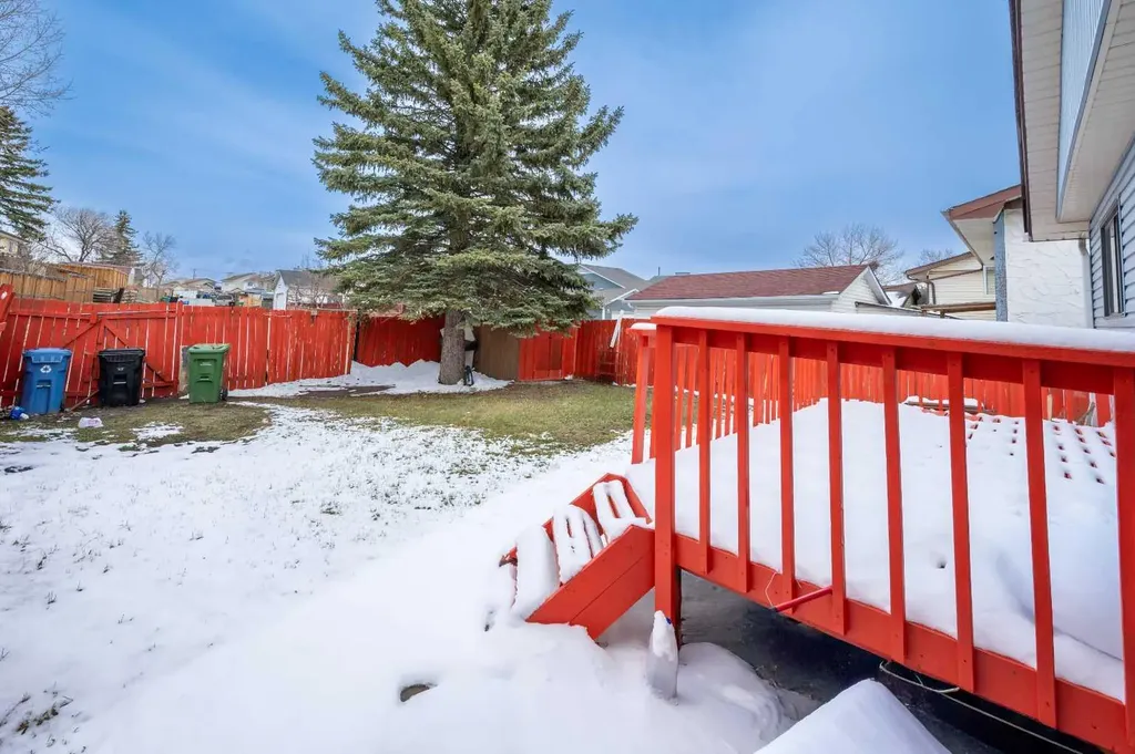 356 Falmere Road NE Calgary AB T3J2Z4