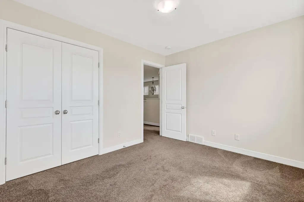 123 Evanscrest Way NW Calgary AB T3P 0S3