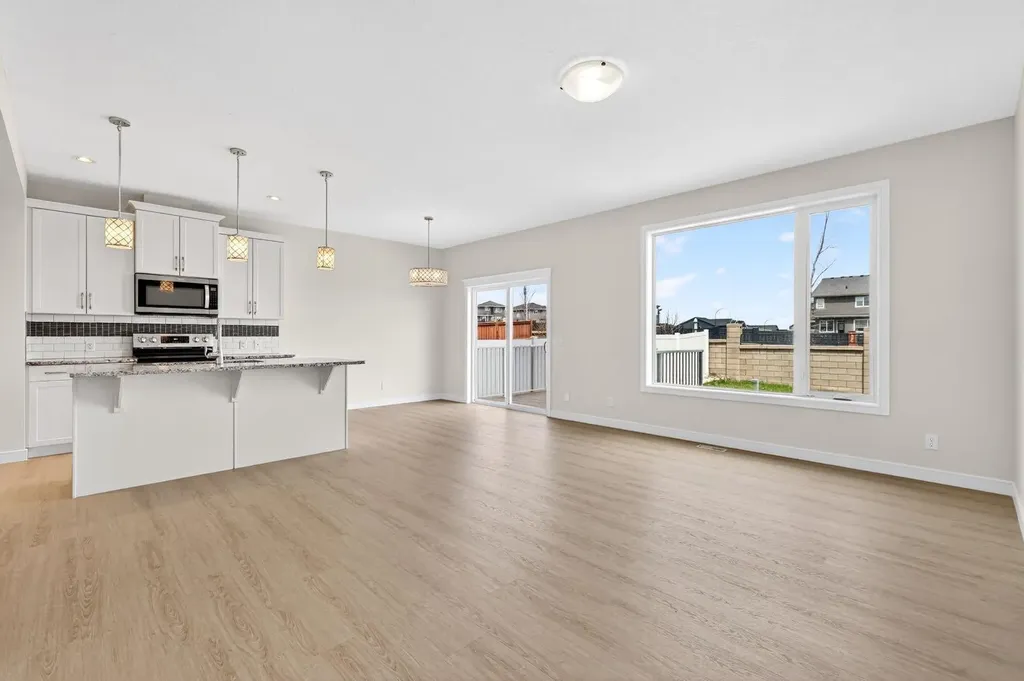 123 Evanscrest Way NW Calgary AB T3P 0S3