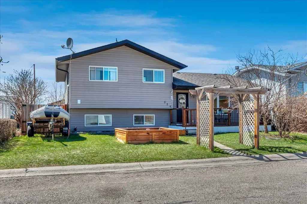 334 Lausen Place Carseland AB T0J 0M0