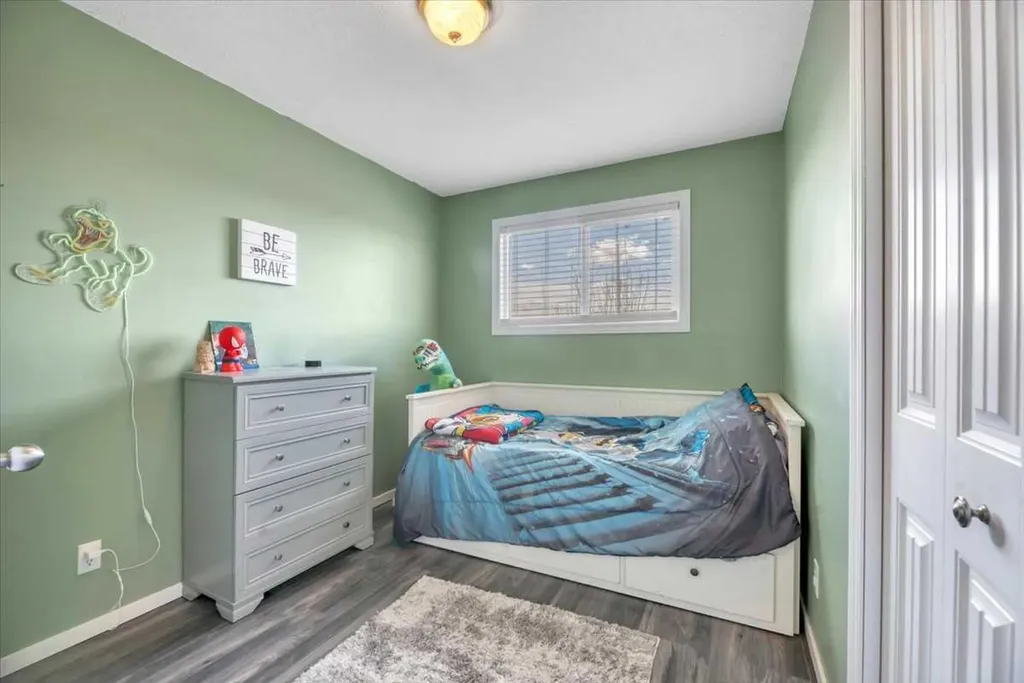 334 Lausen Place Carseland AB T0J 0M0
