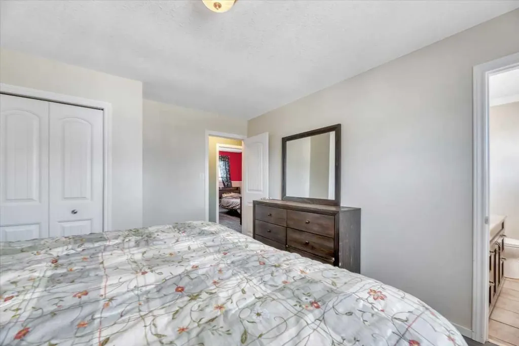 334 Lausen Place Carseland AB T0J 0M0