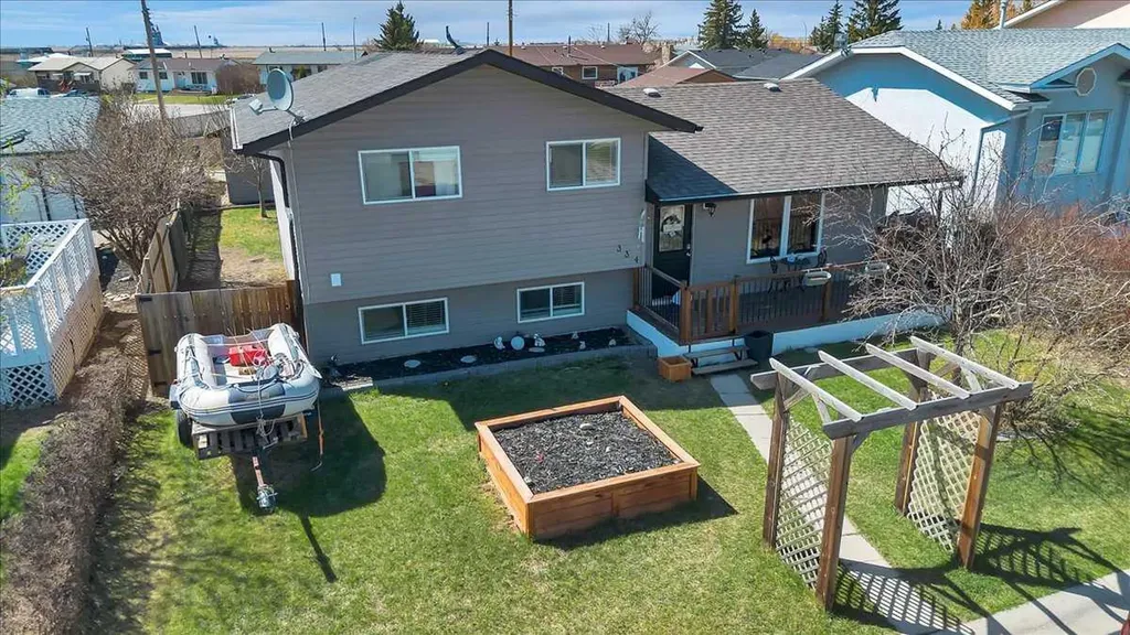 334 Lausen Place Carseland AB T0J 0M0