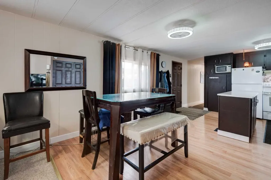 829 Bayview Road Strathmore AB T1P 1E1