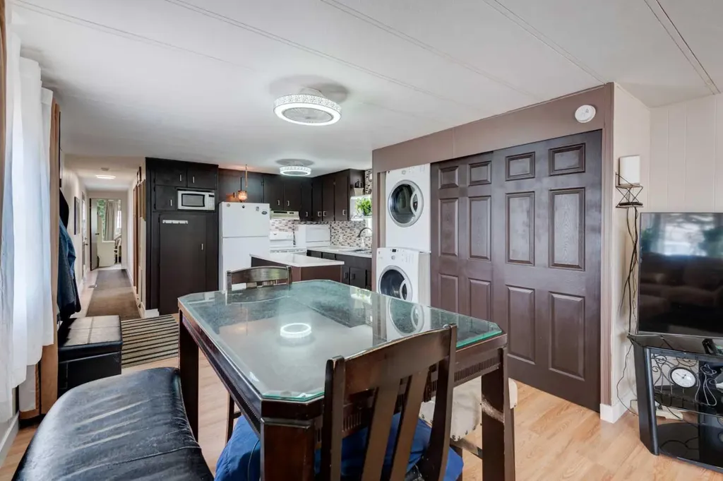 829 Bayview Road Strathmore AB T1P 1E1
