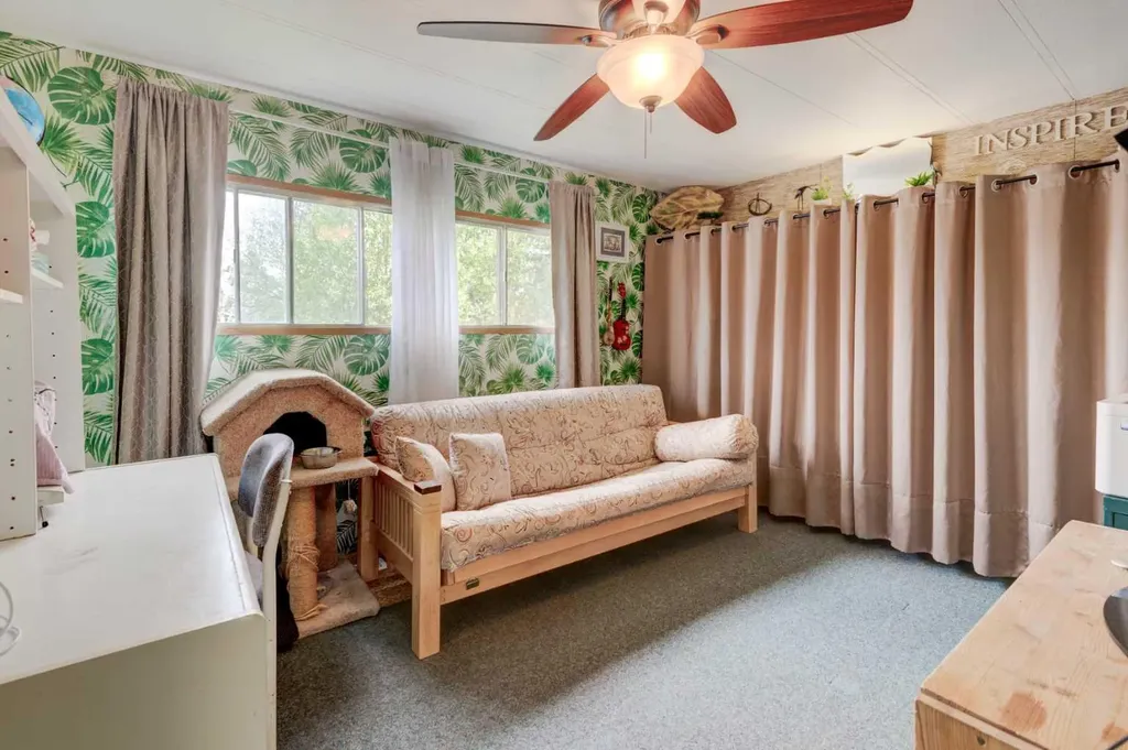 829 Bayview Road Strathmore AB T1P 1E1