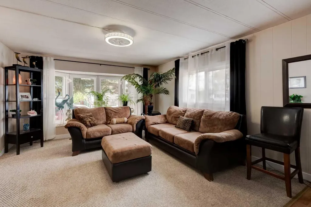 829 Bayview Road Strathmore AB T1P 1E1
