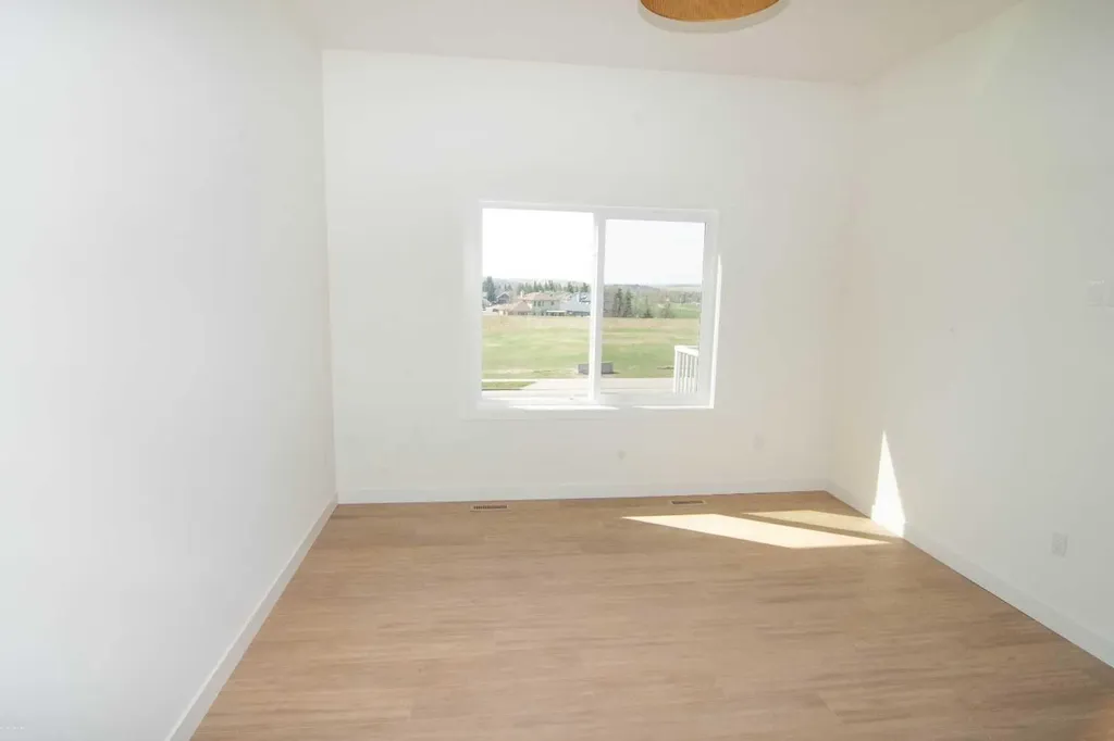 31 Wolf Crescent Okotoks AB T1S 5V1
