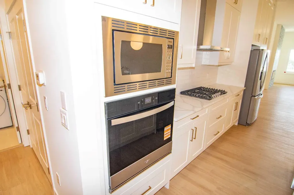 31 Wolf Crescent Okotoks AB T1S 5V1