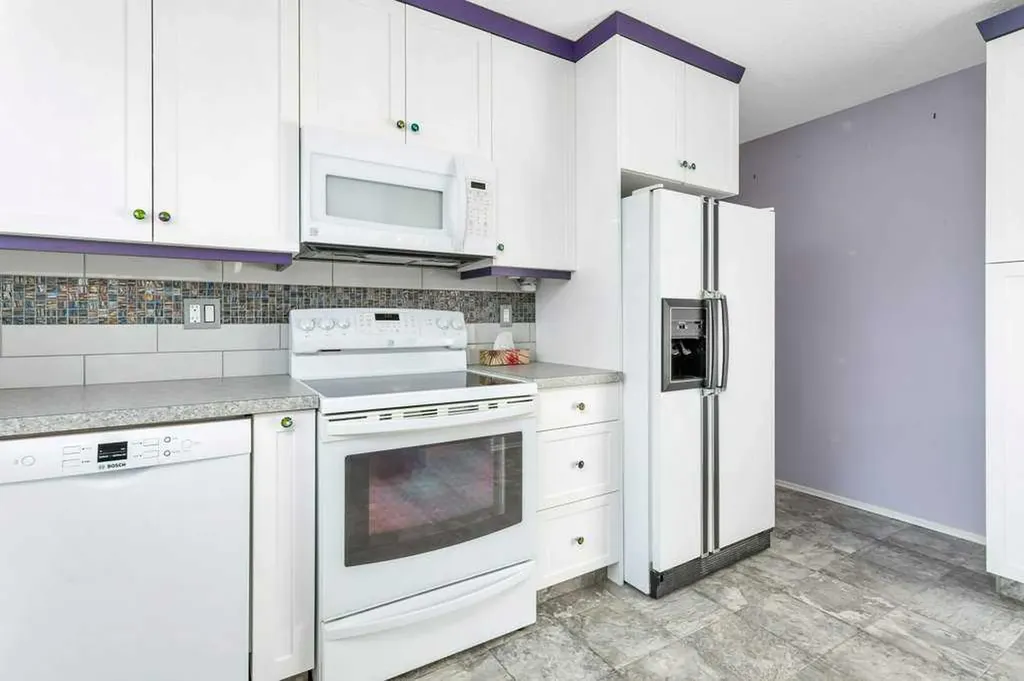 14 Glendale Boulevard Red Deer AB T4P 2P3