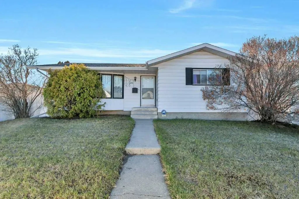 14 Glendale Boulevard Red Deer AB T4P 2P3