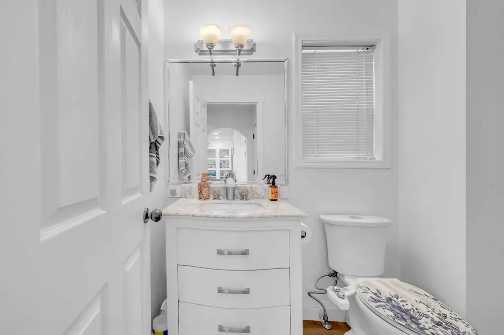 300 Taracove Estate Drive NE Calgary AB T3J4R5