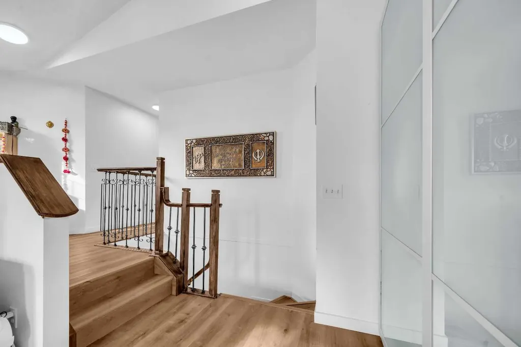 300 Taracove Estate Drive NE Calgary AB T3J4R5