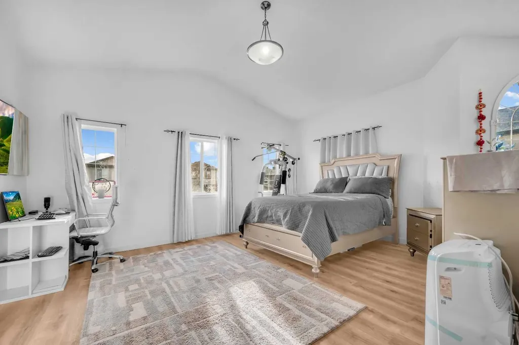 300 Taracove Estate Drive NE Calgary AB T3J4R5