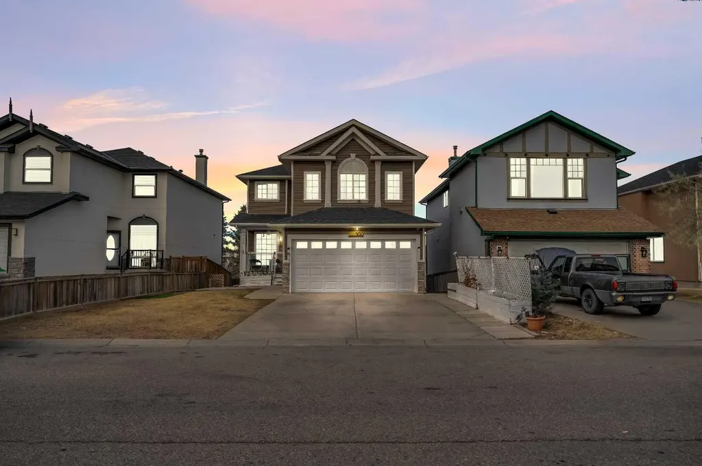 300 Taracove Estate Drive NE Calgary AB T3J4R5