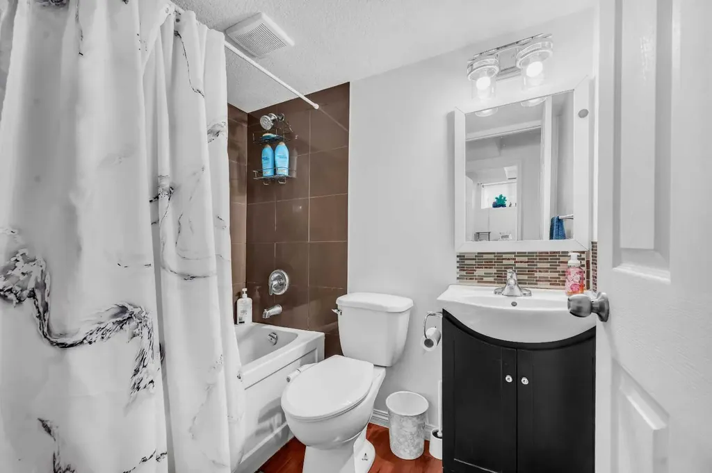 300 Taracove Estate Drive NE Calgary AB T3J4R5