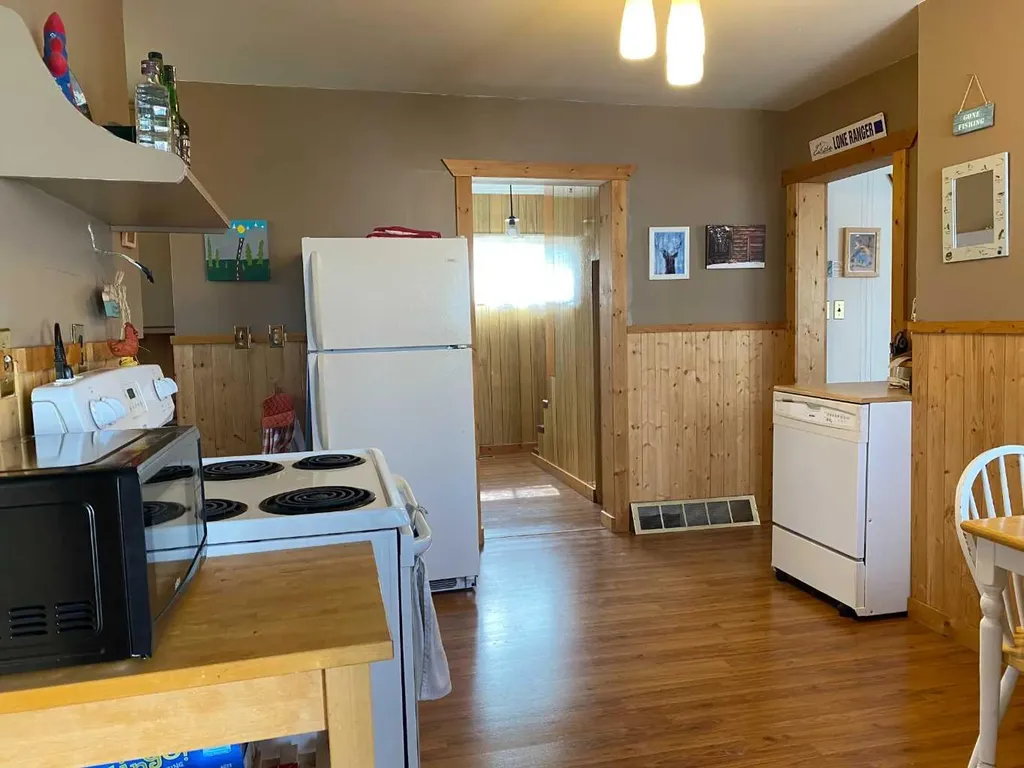 2314 215 Street Bellevue AB T0K 0C0