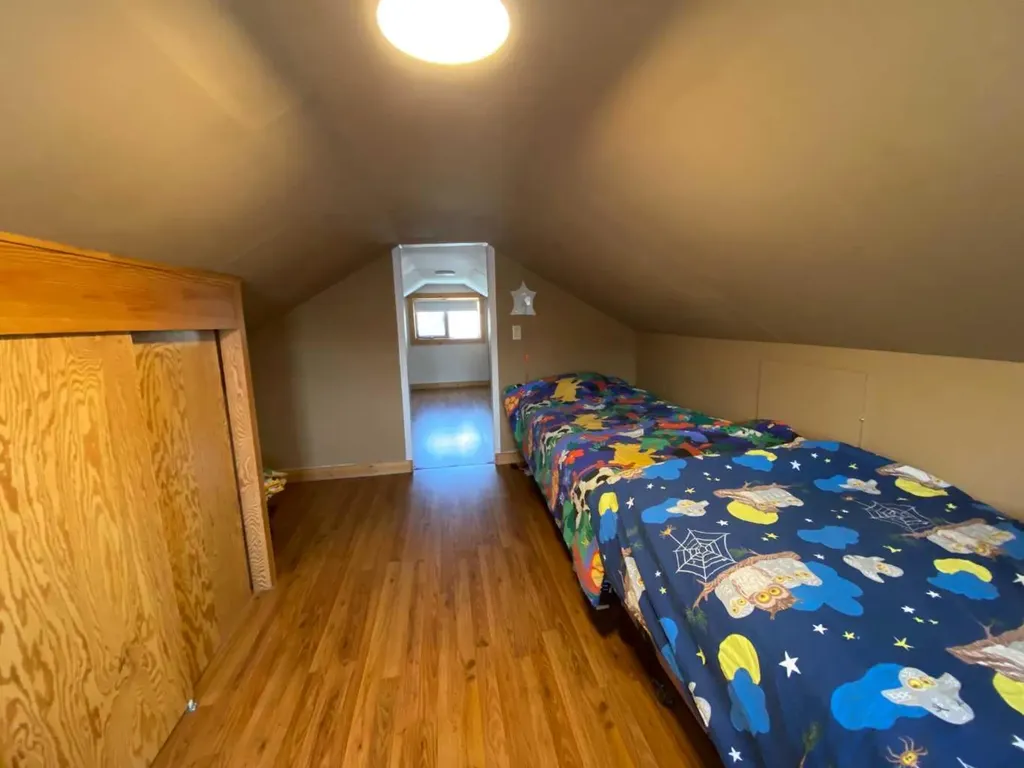 2314 215 Street Bellevue AB T0K 0C0